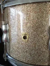 FOR SALE: Vintage 1965 Ludwig 12&#8243; Club Date Tom in Champagne Sparkle