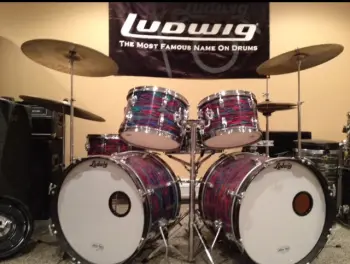 '70 Ludwig Black Panther w/Double 20&quot; Virgin Kicks