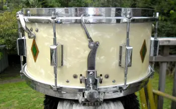 The Mystery of the Aussie Leedy Full Dress Drums