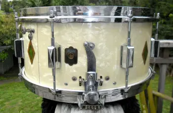 The Mystery of the Aussie Leedy Full Dress Drums