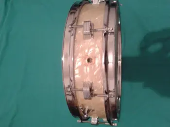 Ludwig downbeat snare drum wmp