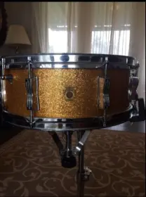 1964 Ludwig 5x14 Jazz Festival Snare Gold Sparkle