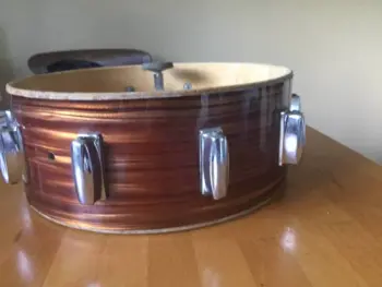 Pearl 1968/9 Tigers Eye Snare- 10 Lug - $325