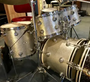 Camco Oaklawn complete Drum set for sale 12, 12, 14, 18, 14