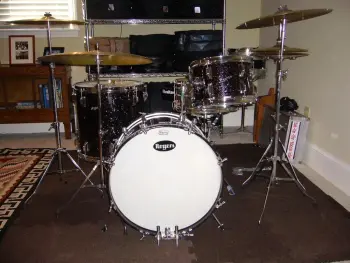 This is the Display Your Rogers Drums Thread