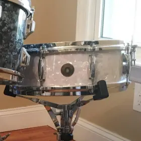 Gretsch Renown?