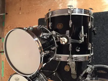 Early 70's Gretsch BOP kit, 18,14,12,14 w/hardware
