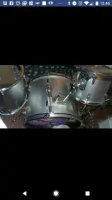 $50 Rogers Drum set? sell has one picture and I dont know if its vintage.