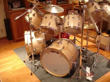 this is the display your monster kit thread