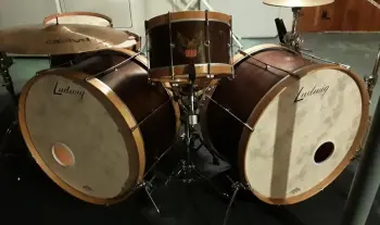 Double Tom stand using twin snare baskets