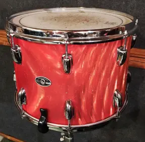 FOR SALE: Vintage 1970s Slingerland 14&quot; Tom in Red Satin Flame